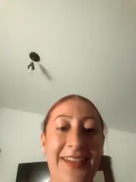 Snapshot of milenacardona chatting on October 18, 12:02 am milenacardona online show from October 18, 12:02 am