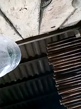 bonnie-00 online show from March 21, 11:30 pm