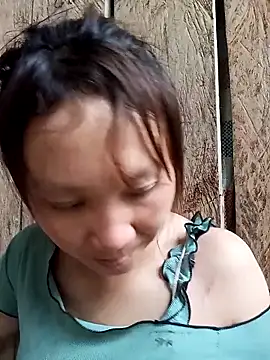 bonnie-00 online show from April 18, 10:08 am