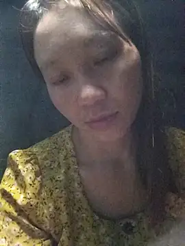 bonnie-00 online show from April 19, 3:11 pm