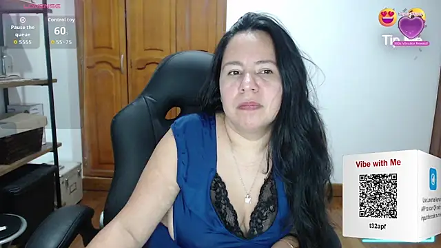 alexandraa19 online show from September 25, 3:32 am