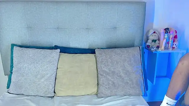 Billie Turner  online show from October 14, 4:46 am