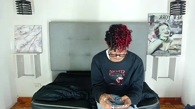 Billie Turner  online show from November 15, 4:10 am