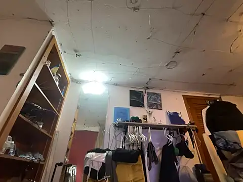 Snapshot of Jaycloudedview chatting on March 21, 1:16 pm Jaycloudedview online show from March 21, 1:16 pm