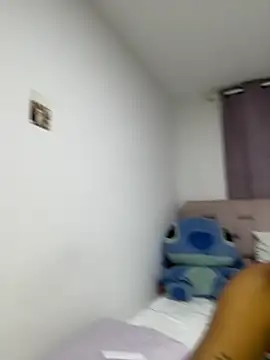 karolaalcendra online show from November 3, 3:41 am