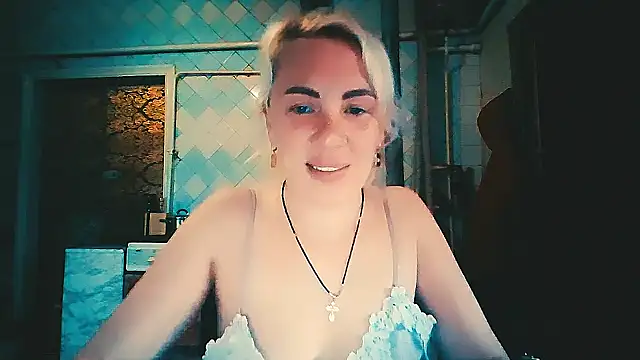 EmmaCat  online show from April 23, 11:53 am