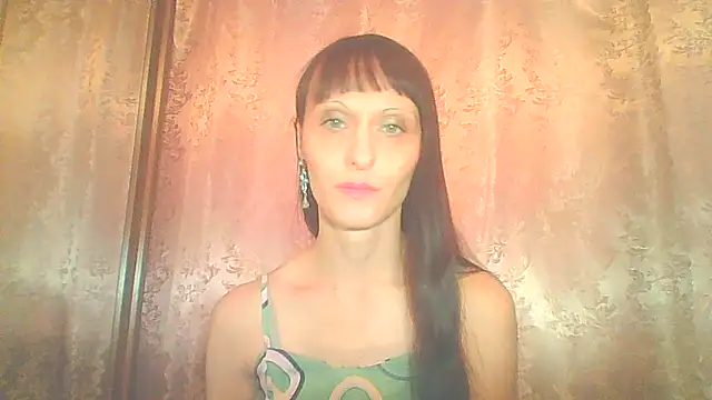 Snapshot of Irivana chatting on October 9, 2:09 am Irivana online show from October 9, 2:09 am