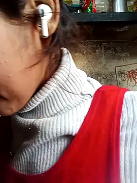 Snapshot of Saloni-Gupta chatting on January 13, 10:20 am Saloni-Gupta online show from January 13, 10:20 am