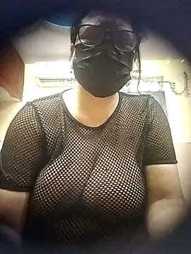 Snapshot of thehotlady chatting on May 26, 2:51 am thehotlady online show from May 26, 2:51 am