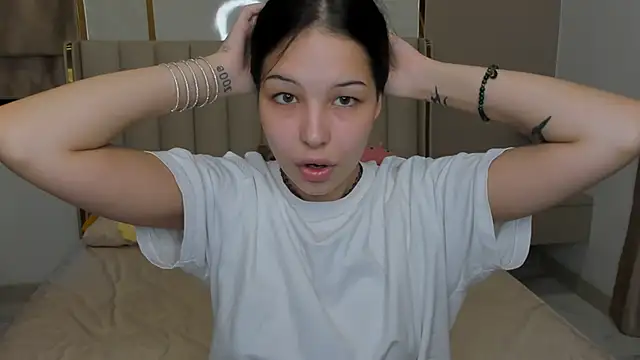 ElizabethParkk online show from November 24, 12:21 am