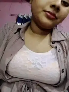 Snapshot of rasmiva chatting on November 12, 10:37 am rasmiva online show from November 12, 10:37 am