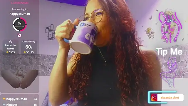 Snapshot of zamy_x chatting on October 4, 7:17 am zamy x online show from October 4, 7:17 am