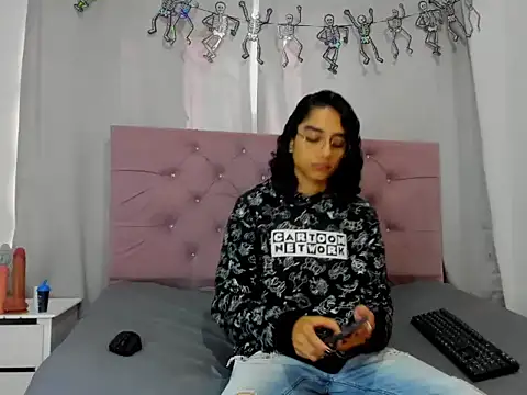 EthanBlackwoodd online show from November 13, 7:24 pm