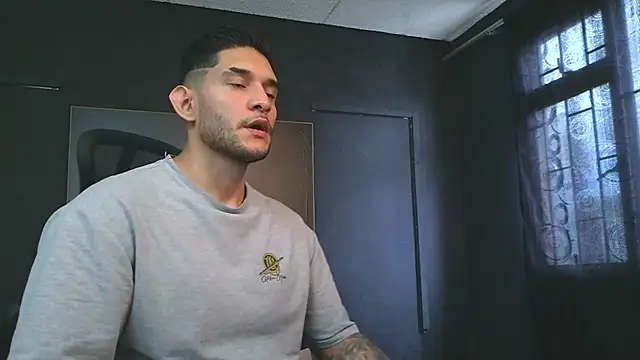 Snapshot of RichardMilleer chatting on July 24, 5:00 pm RichardMilleer online show from July 24, 5:00 pm