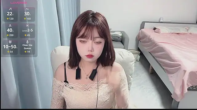 Snapshot of Lucky_Cici chatting on September 24, 12:30 pm Lucky Cici online show from September 24, 12:30 pm