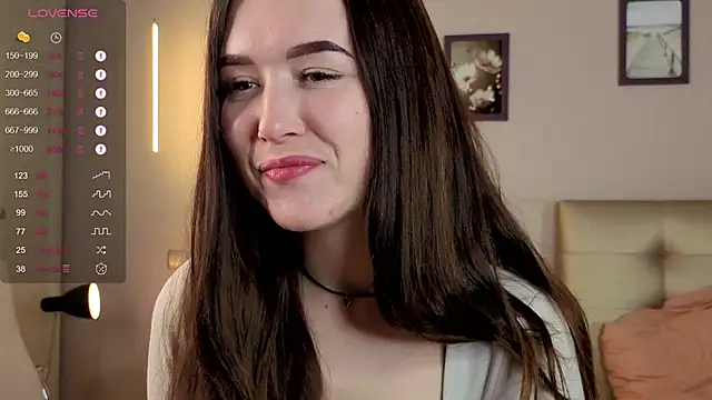 Snapshot of AlinaOrf chatting on October 6, 3:42 pm AlinaOrf online show from October 6, 3:42 pm