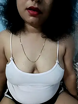 Deliciouskimi online show from May 3, 6:47 pm