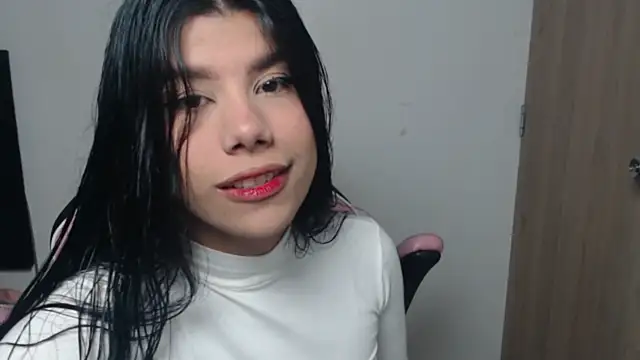 MayaScott11 online show from May 16, 9:17 am