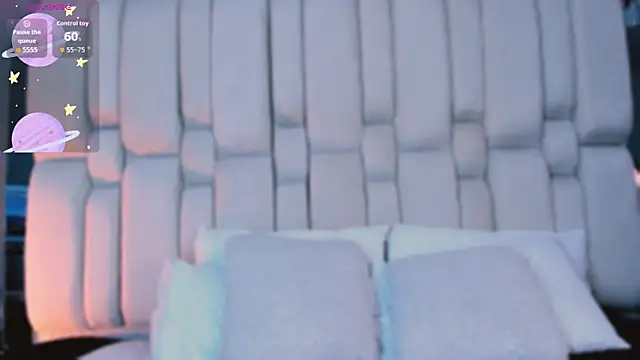  GigiDoll  online show from December 3, 11:52 am