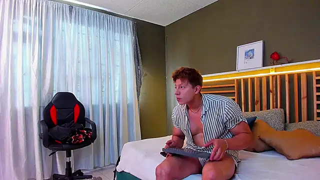 arnold taylor online show from October 1, 9:21 pm