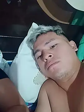 Cachorrinha2025 online show from November 24, 11:48 pm