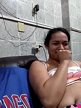 Snapshot of Cachorrinha2025 chatting on January 18, 5:50 pm Cachorrinha2025 online show from January 18, 5:50 pm