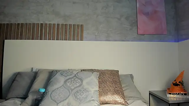 Amber Santana online show from October 20, 9:15 pm