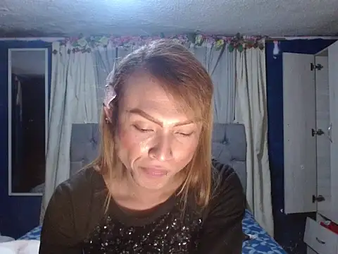 skarleth hot21 online show from October 28, 2:37 am