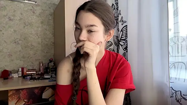 Cuteviola online show from February 18, 11:11 pm