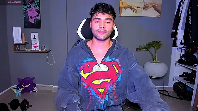 JordanRossie online show from April 22, 12:18 pm