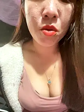 Luna-ass online show from November 23, 12:43 am