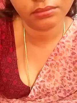 Snapshot of Tamil_Kayal_kutty chatting on September 15, 6:35 am Tamil Kayal kutty online show from September 15, 6:35 am