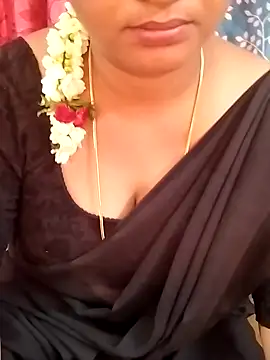 Snapshot of Tamil_Kayal_kutty chatting on September 29, 5:45 am Tamil Kayal kutty online show from September 29, 5:45 am