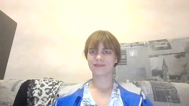 Snapshot of Loriven chatting on September 29, 8:02 pm Loriven online show from September 29, 8:02 pm