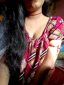 soni2005 online show from February 26, 2:32 am