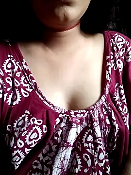 soni2005 online show from March 5, 10:33 am