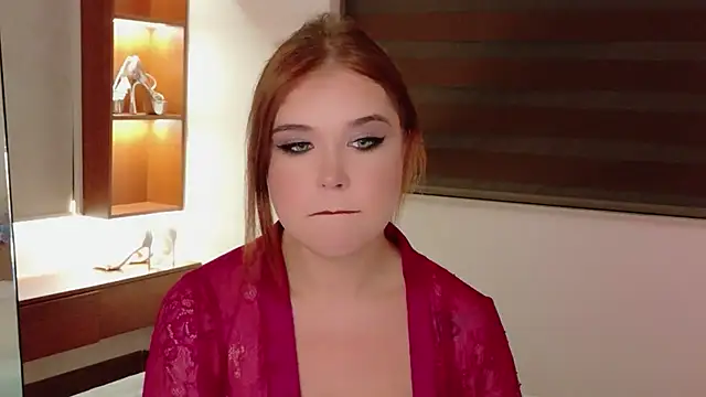 Snapshot of Lilith_Bonheur chatting on July 24, 12:03 pm Lilith Bonheur online show from July 24, 12:03 pm