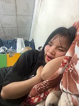 Snapshot of Han20252 chatting on October 10, 7:18 am Han20252 online show from October 10, 7:18 am