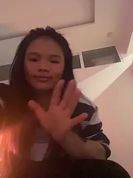 Snapshot of Han20252 chatting on October 31, 3:46 pm Han20252 online show from October 31, 3:46 pm