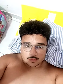 Snapshot of rib_caos chatting on February 5, 3:44 am rib caos online show from February 5, 3:44 am