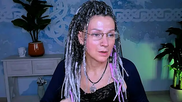 UmaSpace online show from September 27, 1:16 pm