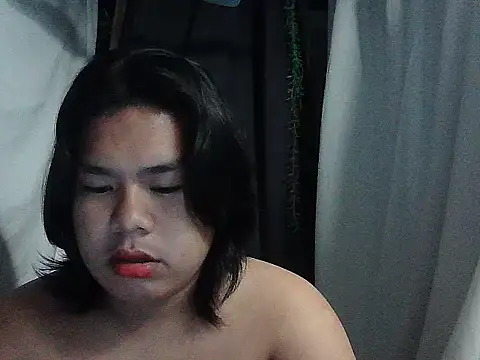 Huntrix2025 online show from March 25, 8:26 pm