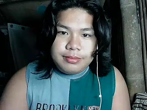 Huntrix2025 online show from April 20, 9:27 pm