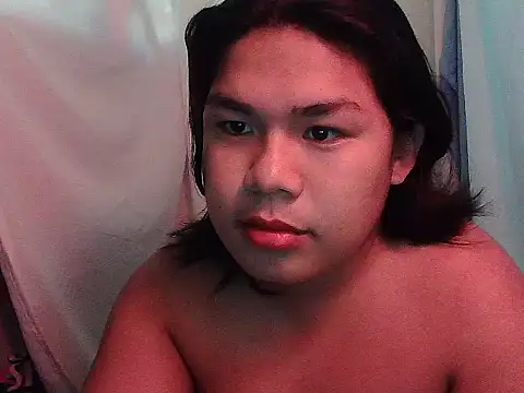 Huntrix2025 online show from April 21, 4:41 am