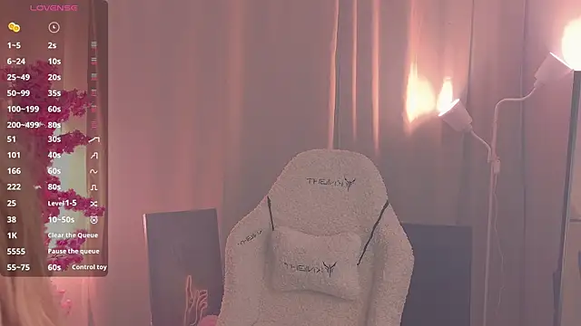 Flirty lee online show from December 14, 2:33 pm