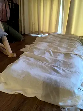 Mia Winters online show from November 22, 4:06 pm