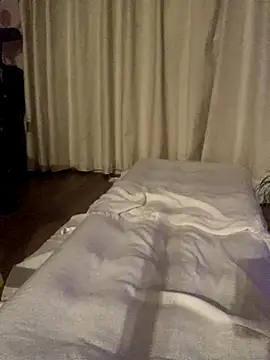 Mia Winters online show from November 28, 5:26 pm