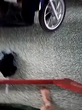 Snapshot of tailua05 chatting on April 12, 4:39 am tailua05 online show from April 12, 4:39 am