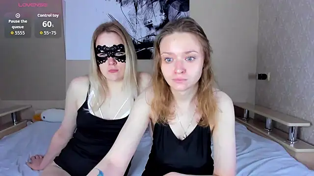 Snapshot of Linda_Bryant-Eva chatting on September 18, 1:40 am Linda Bryant-Eva online show from September 18, 1:40 am