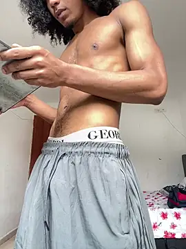 Snapshot of Sexyquerubin chatting on June 18, 3:49 pm Sexyquerubin online show from June 18, 3:49 pm